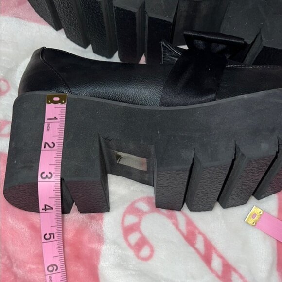 Elegant Black Women's Loafers with Bow Detail - Picture 4 of 5